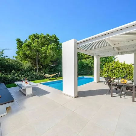 Villa La Soleil By